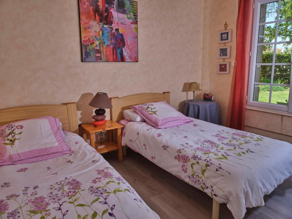 Bed and Breakfast Les Roses Santec Exterior foto